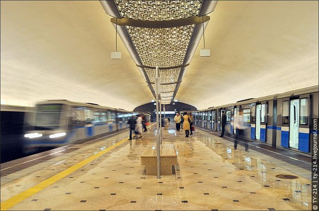 В Казани запущены три новые станции метрополитена