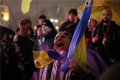 Запад предсказывает крах украинской государственности