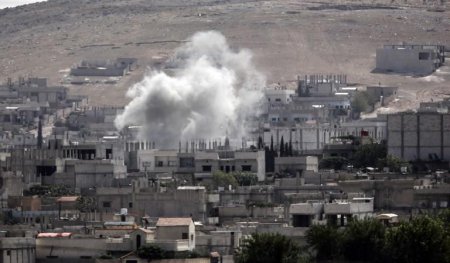 Правозащитники: В результате авиаударов по боевикам ИГ в Сирии гибнут мирные жители