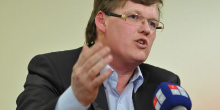 Розенко: Мы не выплачиваем пенсий представителям «ЛНР»
