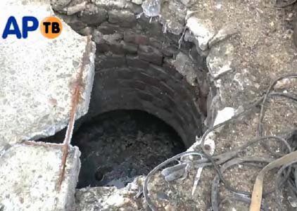 В Дебальцево ВСУ сбрасывали своих бойцов в огромную яму с фекалиями