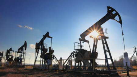 FT: Нефтяные компании Европы перестали бояться санкций против России