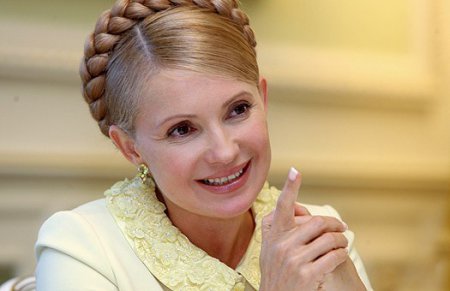 Тимошенко выходит из сумрака