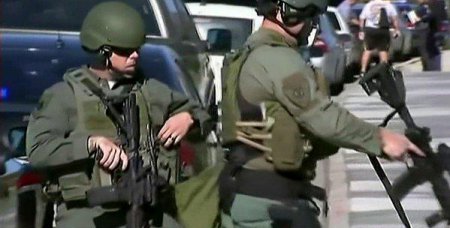 СМИ: Неизвестные открыли стрельбу у центра соцпомощи в Калифорнии, число погибших может превышать 20