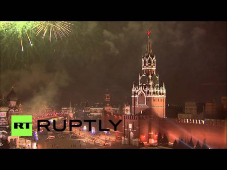 Новогодний фейерверк в Москве
