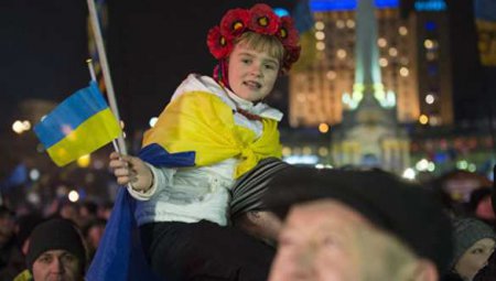 Украина призывает россиян встать на колени