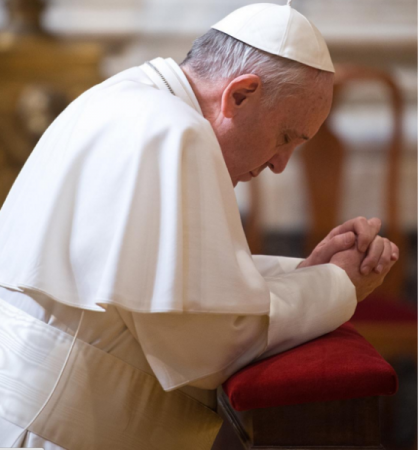 Папа Римский разместил в Instagram первую фотографию