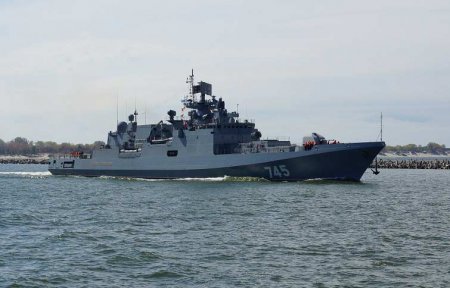 Фрегат "Адмирал Григорович" совершит межфлотский переход к постоянному месту базирования на Черноморский флот