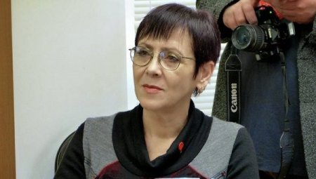 Мирослава Бердник вышла с допроса. Адвокатом Мирославы стала экс-министр юстиции Украины