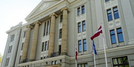 МИД Латвии призвал посольство США не использовать русский язык
