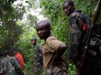 На востоке ДРК при нападении боевиков погибли более 20 мирных жителей - Вое ...