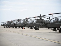 США перебросят в Европу батальон ударных вертолетов - Военный Обозреватель