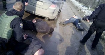 Полиция: Возле суда в Кропивницком произошла перестрелка