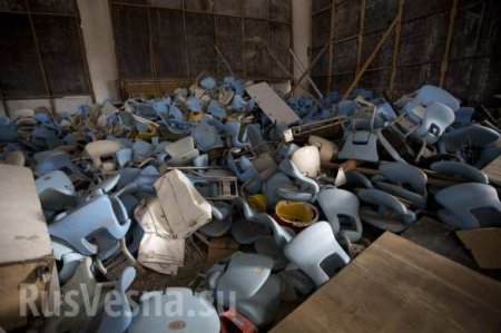 Разруха и запустение: Рио полгода спустя (ФОТО)