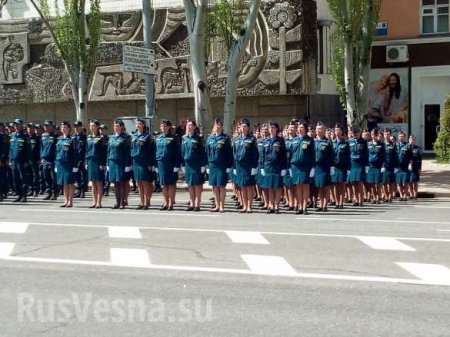 Не могу передать словами, как я горд, — серб Деки с репетиции парада Победы в Донецке (ФОТО, ВИДЕО)