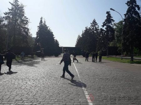 Металлоискатели и запрет георгиевских лент: что происходит в Одессе в годовщину трагедии (ФОТО, ВИДЕО)
