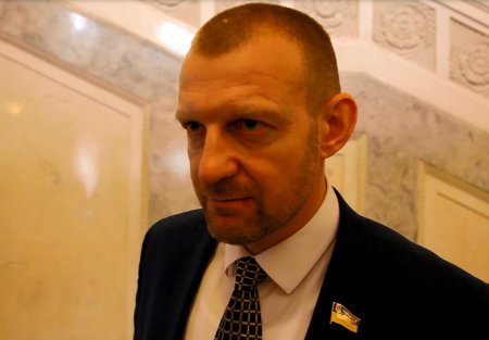 Тетерук: Визовый режим позволит контролировать пребывание россиян в Украине