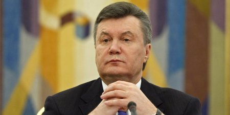 Суд отстранил адвоката Януковича