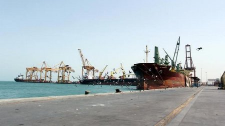 Саудовская Аравия отказывается снимать блокаду с порта Ходейда
