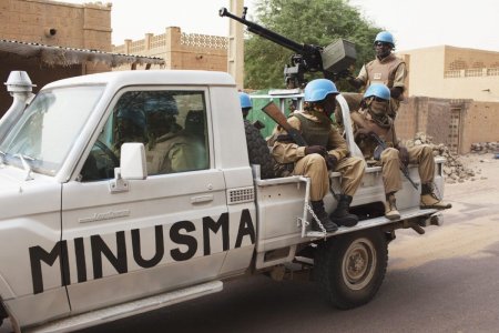 Канада отказалась от введения миротворцев в Мали