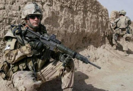 Премьер Афганистана просит Канаду возобновить программу обучения афганских военных
