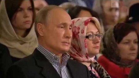Владимир Путин встречает Рождество в Санкт-Петербурге