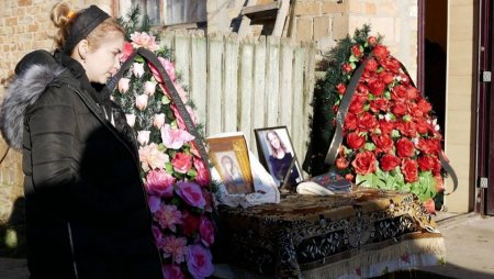 В Киевской области проходит церемония прощания с Ноздровской