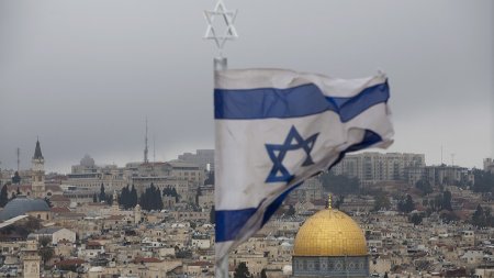 Израиль обратился к России с просьбой предотвратить эскалацию ситуации в Си ...