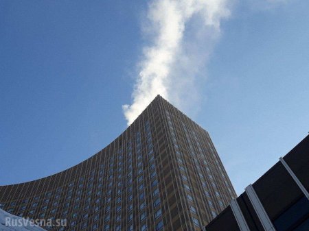 СРОЧНО: В Москве горит гостиница «Космос» (ФОТО, ВИДЕО)