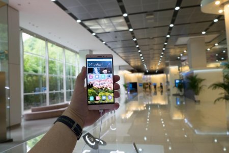 Huawei представила новый бюджетный смартфон Y6 за 150 долларов