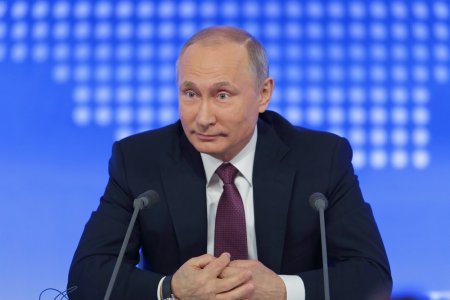 Путин подписал закон об освобождении от уплаты НДФЛ в связи с рождением реб ...