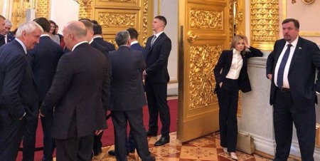 Поклонская прокомментировала свое фото с инаугурации Путина