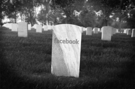 Facebook напомнил девушке умереть