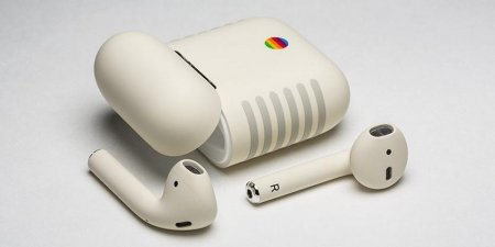 Новые AirPods Retro, стилизованные под Macintosh, стоят $399