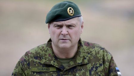 Злой эстонский военачальник рассказал, как "победит" российскую армию