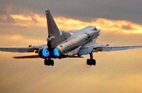 Пламенный привет Трампу: Казанский авиазавод выкатывает «маленький Ту-160»
