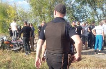 Под Харьковом группа в балаклавах устроила драку со стрельбой