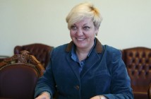 Гонтарева считает Супрун героем Украины