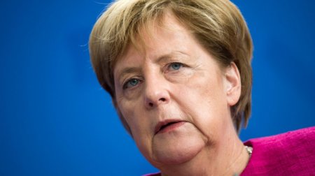 Меркель выразила соболезнования в связи с трагедией в Керчи