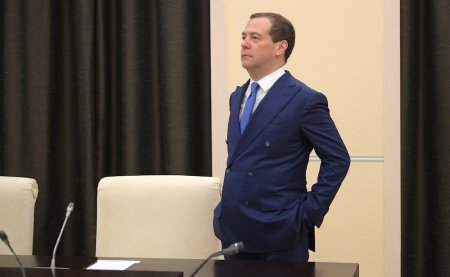 Медведев призвал Минск ценить кредитную помощь Москвы