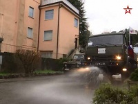 Борьба с пандемией: кадры дезинфекции улиц и пансионатов российскими военными в итальянском Клузоне