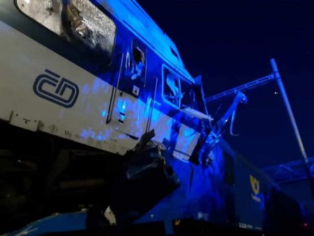 Страшное столкновение поездов в Чехии: множество постращавших (ФОТО, ВИДЕО)