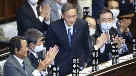 Парламент Японии избрал нового премьера (ФОТО, ВИДЕО)