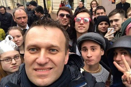 Наша страна деградирует: как Навальный зовёт выходить на улицы (ВИДЕО)