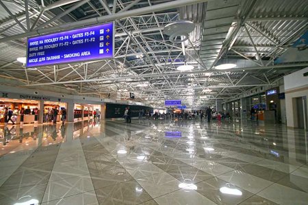 Потеряем доходы! Руководство украинского аэропорта хочет компенсацию за запрет авиасообщения с Белоруссией