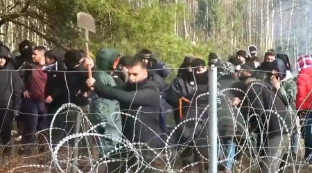 Украина пригрозила жёстким ответом в случае появления мигрантов на границе (ВИДЕО)