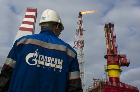 Контракты на 10 млрд куб. м газа и 100 млн тонн нефти из России заключены в Пекине