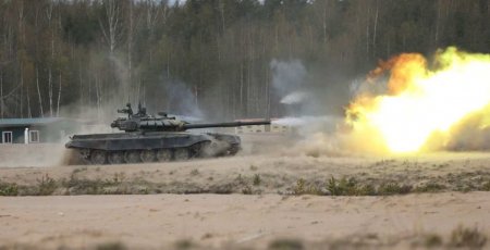 Боевые машины Армии России уничтожают позиции ВСУ (ВИДЕО)
