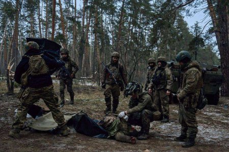 Армия России круглосуточно уничтожает врага под Кременной: гаубицы поддержи ...