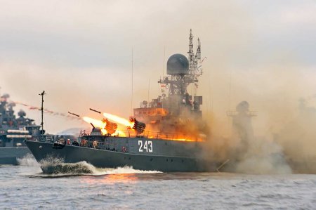 Россия, Китай и Иран начинают военно-морские учения